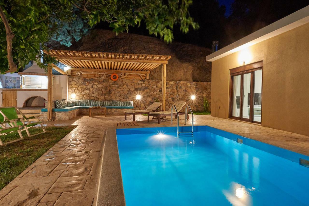 Pura Vida Villa Rodakino Exterior photo